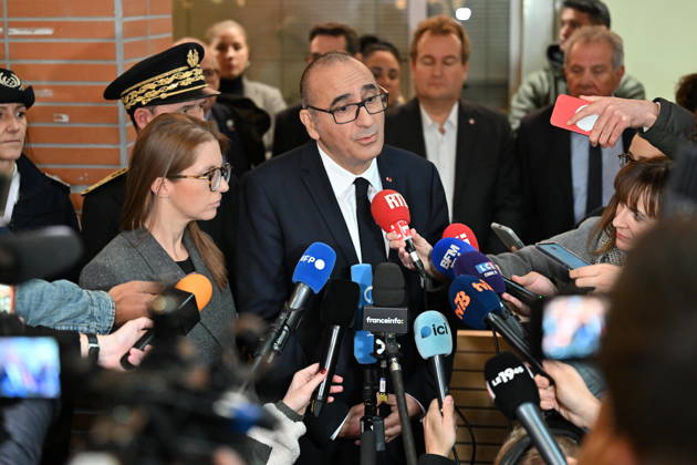 Deadly drive-by shooting attack in Paris suburb of Trappes TRAPPES, FRANCE - OCTOBER 23: France s Interior Minister Laurent Nunez (R) and France s junior Minister in charge of equality Aurore Berge (L) speak to the press members following a shooting killing at least one person and injuring four others according to police sources, in Trappes, Paris suburb, France on October 23, 2026. Mustafa Yalcin Anadolu Trappes France. Editorial use only. Please get in touch for any other usage.  Copyright: x2026xAnadoluxMustafaxYalcinx