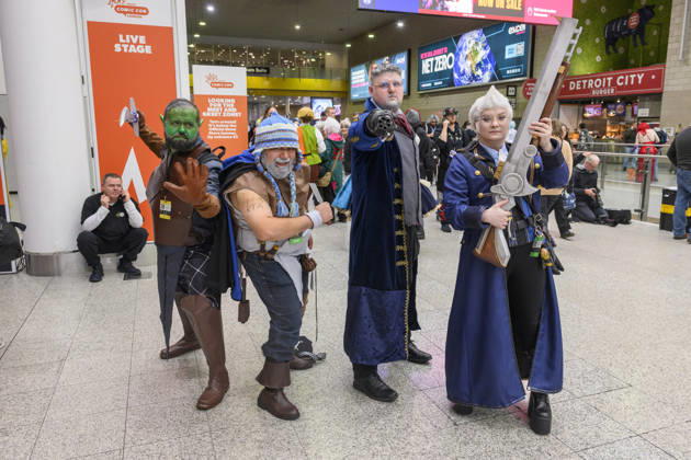 October 23, 2026, London, London, UK: London, UK. Visitors dressed as characters arrive at the London MCM Comic Con held at the Excel venue. The event is the UK s largest pop culture fan convention, celebrating comic books, movies, TV shows, anime, manga, video games, sci-fi, and fantasy. London UK  - ZUMAl94_ 20261023_zaf_l94_098 Copyright: xRayxTangx