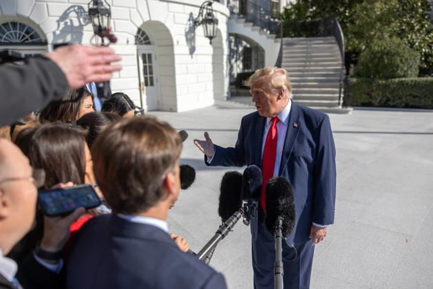 Trump Departs White House WASHINGTON, DC - OCT. 23: US President Donald Trump speaks to reporters outside the White House as he departs for a campaign stop in Ft. Myers, Fla. via Marine One on Friday, Oct. 23, 2026 in Washington, D.C. (Photo by Tierney Cross Pool For The Washington Post) Washington DC United States  Copyright: xPool ABACAx