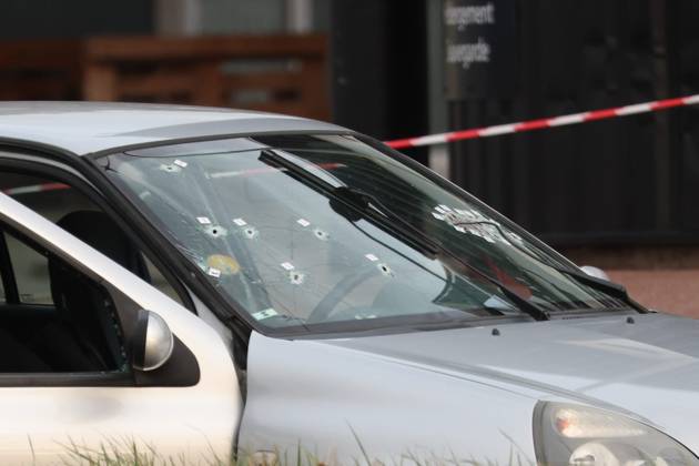 TRAPPES SHOOTER PHOTO PQR LE PARISIEN Le Parisien Arnaud Journois Coignières October 23, 2026 Coignières, Yvelines, October 23, 2026 Trappes Shooting The suspect’s car in Coignières Photo: Le Parisien Arnaud Journois Coignières, France, October 23, 2026 The car belonging to the suspect arrested following a shooting in Trappes, in the Yvelines region. The incident left one person dead and four others injured. An investigation is underway. Coignières, 78, France  Copyright: xPHOTOPQR LExPARISIEN MAXPPPxLexParisienx xArnaudxJournoisx 20261023LPA4778 20261023LPA4778