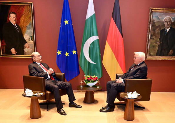 RECORD DATE NOT STATED President of Pakistan, Asif Ali Zardari exchanging views with German President Dr. Frank- Walter Steinmeier during meeting held at Office of the President in Berlin on Friday, October 23, 2026. (PPI Images). EDITORIAL USE ONLY Copyright: xx SA-ZM-231026x ppiphotos490626
