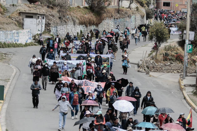 Bolivian teachers march amid the state of emergency in Bolivia LA PAZ, BOLIVIA - OCTOBER 23: Demonstrators take part in a teachers protest amid the state of emergency in La Paz, Bolivia, on October 23, 2026. The Urban Teachers Union is holding a 24-hour nationwide strike this Friday to press a series of demands upon the national government. In La Paz, Cochabamba, Chuquisaca, and Santa Cruz, teachers are staging marches and protests, despite the state of emergency currently in effect in the country. Jorge Mateo Romay Salinas Anadolu La paz Bolivia. Editorial use only. Please get in touch for any other usage.  Copyright: x2026xAnadoluxJorgexMateoxRomayxSalinasx