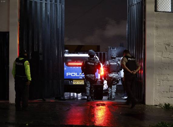 Quito, Friday, October 23, 2026: Wendy Onofre is admitted to the Pichincha No. 3 Women’s Detention Center in the Chillogallo sector. Photos: API, Rolando Enriquez, Quito, Pichincha, Ecuador, 20261023 251100 6adc0a25443a9 img 20261023 202621 Copyright: xROLANDOxENRIQUEZx