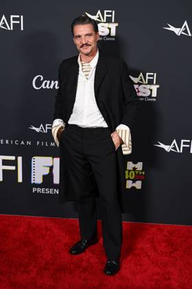 Pedro Pascal at arrivals for BEHEMOTH! Premiere at AFI FEST presented by Canva, TCL Chinese Theatre, Hollywood, CA, October 23, 2026. Photo By: Michael Mattes Everett Collection BEHEMOTH! Premiere at AFI FEST presented by Canva PUBLICATIONXNOTxINxCANxCHNxFRAxITAxJPNxNORxPOLxRUSxESPxUKxUSA