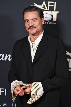 Pedro Pascal at arrivals for BEHEMOTH! Premiere at AFI FEST presented by Canva, TCL Chinese Theatre, Hollywood, CA, October 23, 2026. Photo By: Michael Mattes Everett Collection BEHEMOTH! Premiere at AFI FEST presented by Canva PUBLICATIONXNOTxINxCANxCHNxFRAxITAxJPNxNORxPOLxRUSxESPxUKxUSA