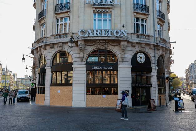Morning Scene, Act 2, PHOTOPQR VOIX DU NORD, Thierry Thorel, October 24, 2026, Lille, October 24, 2026 Morning atmosphere in the streets of the capital of Flanders a few hours before Act 2 of the demonstrations Photo by Thierry Thorel La Voix du Nord Lille, October 24, 2026 – Morning atmosphere in the streets of the capital of Flanders, a few hours before the second wave of demonstrations, Hauts-de-France, France  Copyright: xPHOTOPQR VOIXxDUxNORD MAXPPPxThierryxThorelx 20261024VDN6202 20261024VDN6202