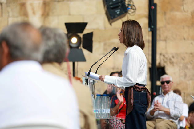 Abascal Holds a Public Event in Palma Vox’s candidate for the Congress of Deputies representing the Balearic Islands, Maribel Cerezo, during a public event as part of the pre-campaign for the general election on November 29, at La Seu de Mallorca, on October 24, 2026, in Palma de Mallorca, Mallorca, Balearic Islands, Spain. Abascal is the first leader of one of the major parties running in the general election to announce public events in the Balearic Islands. OCTOBER 24, 2026. Tomàs Moyà. Palma de Mallorca, Mallorca, Isl. Palma de Mallorca, Mallorca, Spain  Copyright: xTomÃ sxMoyÃ x 7866236