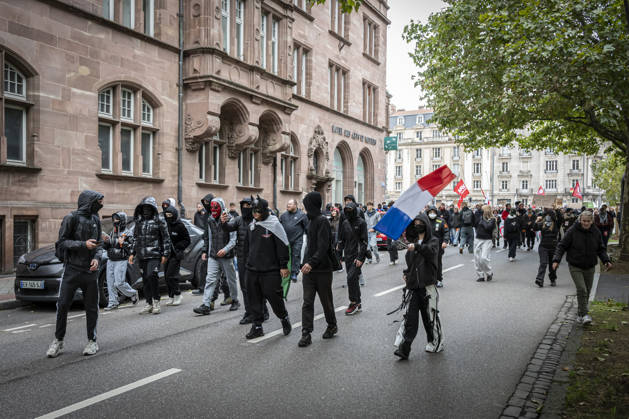October 24, 2026, Lorraine, Metz: Once again, several hundred people are demonstrating in Metz, France, on Saturday—students, university students, labor unions, and Yellow Vests gathered at the Place de la République. From there, they marched through the city center to the Centre Pompidou Metz. Escorted by a heavy police presence, the demonstration proceeded peacefull Protest241026001.jpg