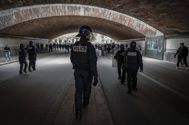 October 24, 2026, Lorraine, Metz: Once again, several hundred people are demonstrating in Metz, France, on Saturday—students, university students, labor unions, and Yellow Vests gathered at the Place de la République. From there, they marched through the city center to the Centre Pompidou Metz. Escorted by a heavy police presence, the demonstration proceeded peacefull Protest241026001.jpg