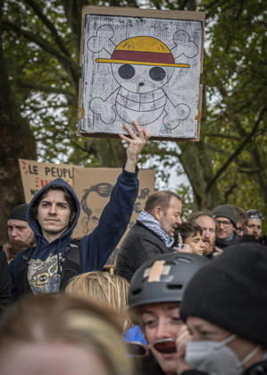 October 24, 2026, Lorraine, Metz: Once again, several hundred people are demonstrating in Metz, France, on Saturday—students, university students, labor unions, and Yellow Vests gathered at the Place de la République. From there, they marched through the city center to the Centre Pompidou Metz. Escorted by a heavy police presence, the demonstration proceeded peacefull Protest241026001.jpg