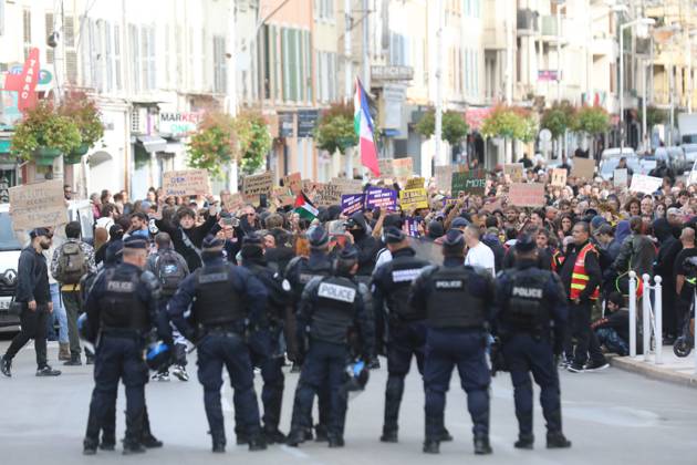 PROTESTS ON OCTOBER 24 PHOTOPQR NICE MATIN BOUTRIA LUC 10 24 2026 Photo by Boutria Luc, Nice Matin, Var Matin: PROTEST IN DOWNTOWN TOULON—TEAR GAS AND POLICE CHARGESVARD DE STRASBOURG, France, Oct. 24, 2026 Another day of protests this Saturday, and amid fears of renewed violence and looting, restrictions on freedom of movement and assembly have multiplied, drawing sharp criticism from civil liberties groups France  Copyright: xPHOTOPQR NICExMATIN MAXPPPxBOUTRIAxLUCx 20261024NIM8205 20261024NIM8205