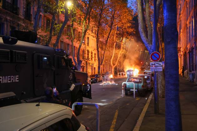 PROTESTS ON OCTOBER 24 PHOTOPQR LA PROVENCE Gilles Bader Marseille Oct. 24, 2026 Protests in Marseille throughout the day on October 24, 2026; end of the protest and clashes near Réformés, France, Oct. 24, 2026 Another day of protests this Saturday, and amid fears of renewed violence and looting, restrictions on freedom of movement and assembly have multiplied, drawing sharp criticism from civil liberties groups Marseille BdR France  Copyright: xPHOTOPQR LAxPROVENCE MAXPPPxGillesxBaderx 20261024PVL8076 20261024PVL8076
