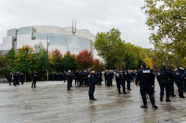 In Paris, the CGT put the number of demonstrators on the streets at 250,000, whilst the Ministry of the Interior put the figure at 110,000. Earlier, the Paris Police Prefecture had also estimated that there were 110,000 demonstrators in the capital. - 24 10 2026 - France Paris Paris -  JanxSchmidt-Whitley LexPictorium LePictorium_0344778