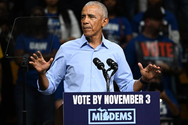 MI: Democrats Campaign in Detroit, Michigan Former United States President Barack Obama, speaks at a Democratic candidates rally at Cass Technical High School in Detroit, Michigan, USA on Saturday, October 24, 2026. Winning US Senate and US House races in the swing state of Michigan is central to Democratic hopes to wrest power in both chambers of the US Congress from the Republicans. Credit: CNP AdMedia EDITORIAL USE ONLY  Copyright: xx AdMediax admphotosthree021950