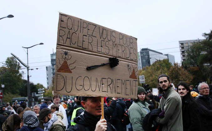 Yellow Vests Protest Act II - Paris Demonstration in favor of purchasing power, the protection of public services, and fiscal and social justice, in Paris on October 24, 2026 as part of a nationwide call for mobilisation bringing together former members of the Yellow Vest movement, labor unions, high school and university students. Photo by Florian Aventurier ABACAPRESS.COM Paris France  Copyright: xAvenetxPascal ABACAx