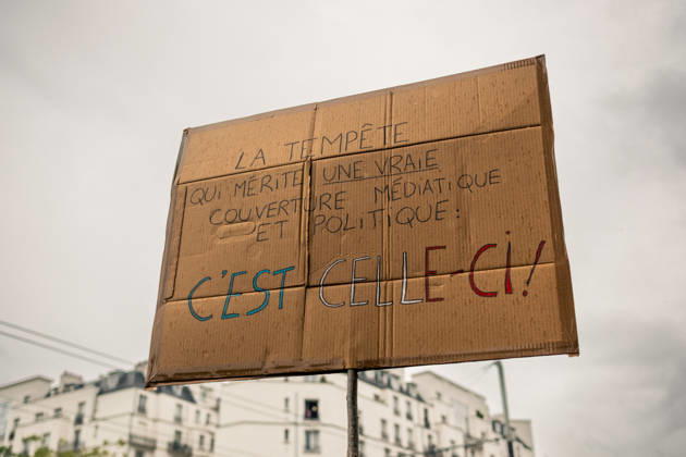 Yellow Vests Protest Act II - Paris Demonstrators carry placards displaying political messages during a march against the rising cost of living and for social justice in Paris, France, on October 24, 2026. The protest follows the boulevards des Maréchaux from Porte d’Italie to Porte de Vincennes, with calls for higher wages and better funding for public services and education. Photo by Jules Bernard ABACAPRESS.COM Paris Île-de-France France  Copyright: xBernardxJules ABACAx