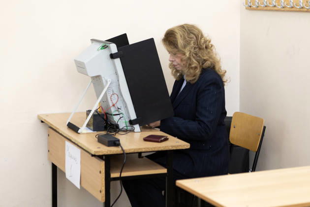 Bulgarian President Iotova casts ballot in presidential election SOFIA, BULGARIA - OCTOBER 25: Bulgarian President Iliana Iotova casts her ballot in the presidential election in Sofia, Bulgaria, on October 25, 2026. Hristo Vladev Anadolu Sofia Bulgaria. Editorial use only. Please get in touch for any other usage.  Copyright: x2026xAnadoluxHristoxVladevx