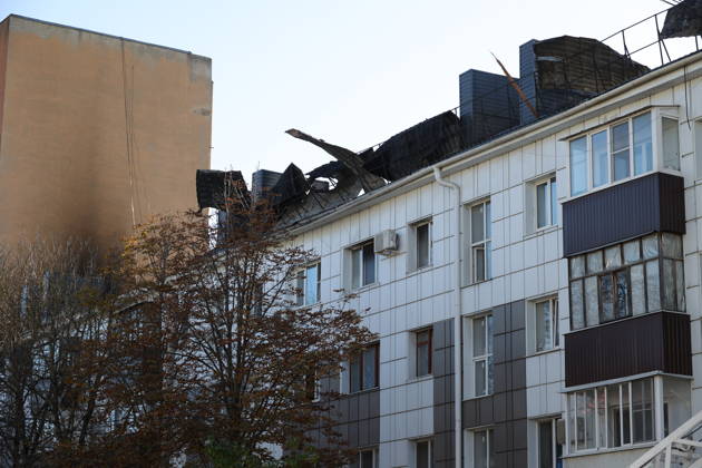 Russia, Ukraine report casualties in overnight strikes BELGOROD, RUSSIA - OCTOBER 25: Damage is seen following a Ukrainian drone attack in Belgorod, Russia, on October 25, 2026. Emergency teams inspect the affected area and assess the damage following the attack. Stringer Anadolu Belgorod Russia. Editorial use only. Please get in touch for any other usage.  Copyright: x2026xAnadoluxStringerx