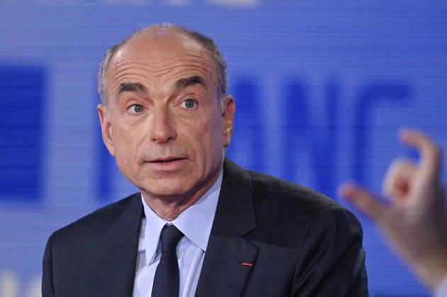 Jean François Cope on Franc Jeu - Paris Jean François Cope, Mayor of Meaux poses for pictures for Franc Jeu on France 2 channel in Paris, France on October 25, 2026. Photo by Stephane Le Tellec ABACAPRESS.COM Paris France  Copyright: xLexTellecxStephane ABACAx