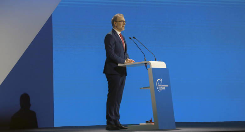 Doha Qatar World Investment Forum Pedro Manuel Moreno, Acting Secretary-General, UN Trade and Development (UNCTAD), delivers remarks at a podium during the World Investment Forum in Doha, Qatar, on October 25, 2026. The ninth World Investment Forum, organized by UN Trade and Development (UNCTAD) and hosted by Qatar from October 25 to 27 under the theme Investing in the Future, brings together government officials, investors and business leaders to discuss international investment, sustainable development and economic resilience. Doha Baladiyat ad Dawhah Qatar Copyright: xSidhickxKannurx