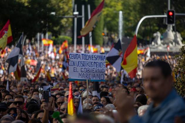 October 25, 2026, Madrid, Spain: Protesters carry signs in support of the autonomous city of Ceuta..Thousands of people in Madrid have rallied in support of the demands made by women from CeutaÃ¢â‚¬known locally as caballas Ã¢â‚¬who are calling for a return to normalcy in the autonomous city. Madrid Spain  - ZUMAs197 20261025_aaa_s197_121 Copyright: xDavidxCanalesx