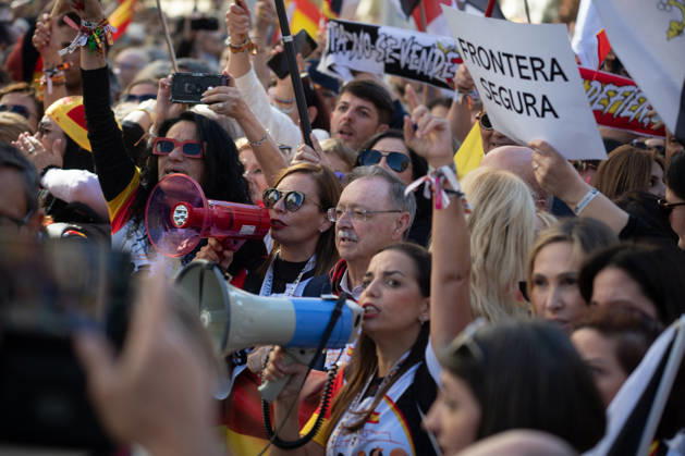 Mujeres Caballas organizes a rally in Madrid in support of Ceuta and demands a solution to the crisis within 30 days. The president of Ceuta, Juan Jesús Vivas, during a rally in support of the people of Ceuta on October 25, 2026, in Madrid, Spain. Women from Ceuta have organized this demonstration to demand solutions so that the autonomous city can return to the normalcy it enjoyed prior to July 30, when there was a massive influx of 80,000 people from Morocco. During the march, they demanded increased border security, the return of migrants, and reform of the Immigration Law. OCTOBER 25, 2026 Fernando Sá Spain Copyright: xFernandoxSanchezx 7869408