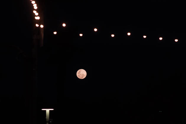 October 25, 2026, Firmat, Santa Fe, Argentina: A full moon is seen over Firmat, Argentina Firmat Argentina - ZUMAm105 20261025_zaf_m105_003 Copyright: xPatricioxMurphyx