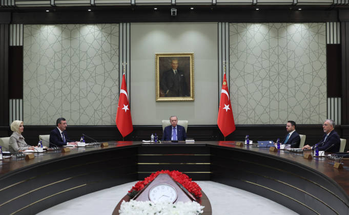 Turkish President Recep Tayyip Erdogan ANKARA, TURKIYE - OCTOBER 26: (----EDITORIAL USE ONLY - MANDATORY CREDIT - TURKISH PRESIDENCY MUSTAFA KAMACI HANDOUT - NO MARKETING NO ADVERTISING CAMPAIGNS - DISTRIBUTED AS A SERVICE TO CLIENTS----) Presidential Cabinet meets under the chairmanship of Turkish President Recep Tayyip Erdogan in Ankara, Turkiye on October 26, 2026. TUR Presidency Mustafa Kamaci Anadolu Ankara Turkey. Editorial use only. Please get in touch for any other usage.  Copyright: x2026xAnadoluxTURxPresidencyx xMustafaxKamacix