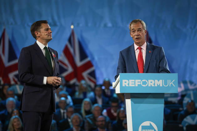 Reform UK leader Nigel Farage and Robert Jenrick present economic rescue plan in London LONDON, UNITED KINGDOM - OCTOBER 26: Leader of Reform UK Nigel Farage and the party s Treasury Spokesperson Robert Jenrick answer questions from journalists during a press conference to launch their party s economic rescue plan ahead of the government s budget announcement, at The Lindley Hall in London, United Kingdom on October 26, 2026. Zeynep Demir Anadolu London United Kingdom. Editorial use only. Please get in touch for any other usage.  Copyright: x2026xAnadoluxZeynepxDemirx