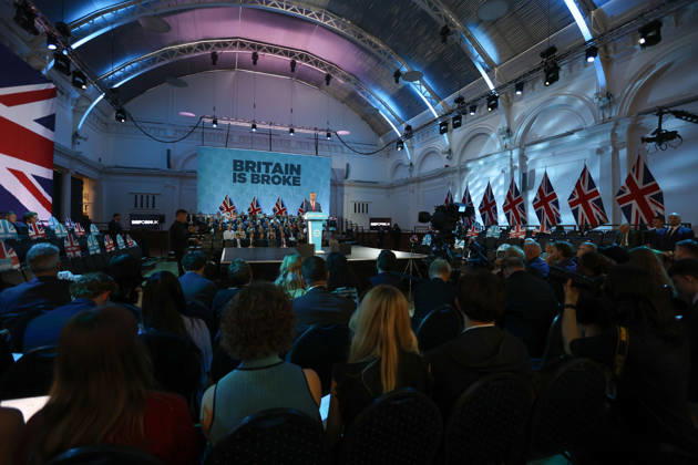 Reform UK leader Nigel Farage unveils party s economic rescue plan in London LONDON, UNITED KINGDOM - OCTOBER 26: Leader of Reform UK Nigel Farage unveils his party s economic rescue plan during a press conference held ahead of the government s budget announcement, at The Lindley Hall in London, United Kingdom on October 26, 2026. Zeynep Demir Anadolu London United Kingdom. Editorial use only. Please get in touch for any other usage.  Copyright: x2026xAnadoluxZeynepxDemirx