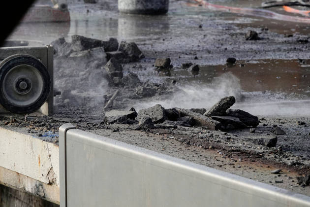 Demolition of the Hain Bridge in Chemnitz Is in Full Swing October 26, 2026, Chemnitz, Hain Bridge, Demolition work on the Hain Bridge continued unabated on Monday morning, and a large portion has already been removed. The bridge is firs