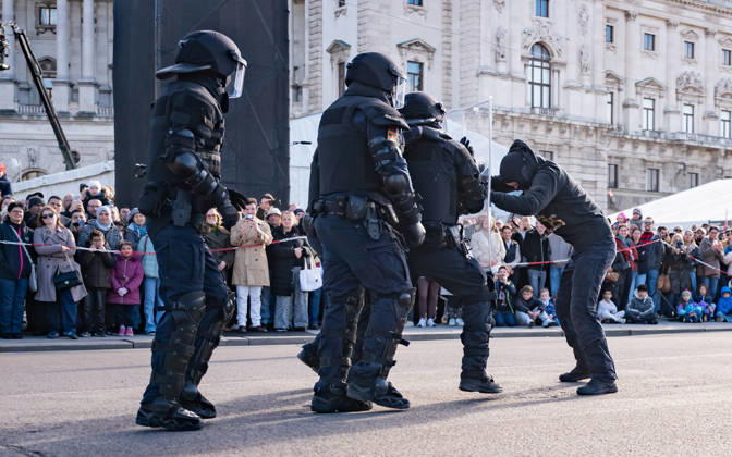 October 26, 2026 Official celebrations for Austria’s National Day 2026 Oath-taking ceremony during the official celebrations for National Day 2026 at Heldenplatz in Vienna, Austria The Prison Guard Special Operations Unit (JEG) during a demonstration in Vienna at Heldenplatz, Vienna, Austria