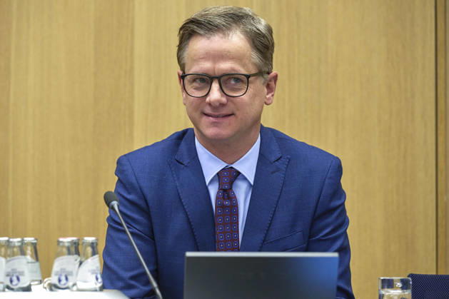 Federal Health Minister Carsten Linnemann (CDU) during the inaugural meeting of the Long-Term Care Structure Commission on Tuesday, October 27, 2026, in Berlin. FOR EDITORIAL USE ONLY Copyright: epd-bild ChristianxDitsch Linnemann3