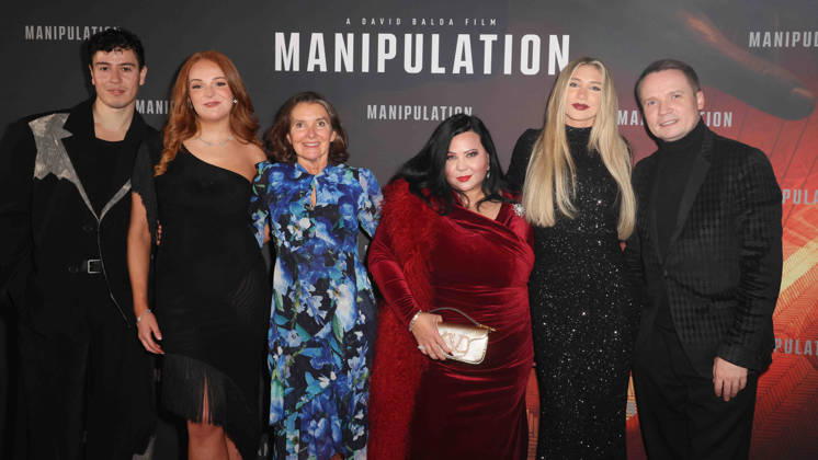 26 10 26 Manipulation UK Premiere - Arrivals 26 10 26 Manipulation UK Premiere - Arrivals (L-R) A guest, Harley Bird, Denice Parkinson, Rebecca Rio Frio, Sophie Nicole and Alexei Bev attend the Manipulation UK Premiere at Curzon Mayfair on October 26, 2026 in London, England., Credit:Roger Alarcon Avalon United Kingdom, London  Copyright: xRogerxAlarconx xAvalonx 1146991802