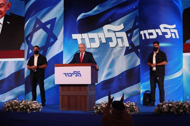 Netanyahu addresses Likud supporters WEST JERUSALEM, OCTOBER 28, 2026: Israeli Prime Minister and Likud party leader Benjamin Netanyahu addresses supporters at the party™s election headquarters in West Jerusalem following the release of exit polls and preliminary results from Israel™s parliamentary elections held on October 27. WEST JERUSALEM Israel Copyright: x xSaeedxQaqx xJNAxPressx