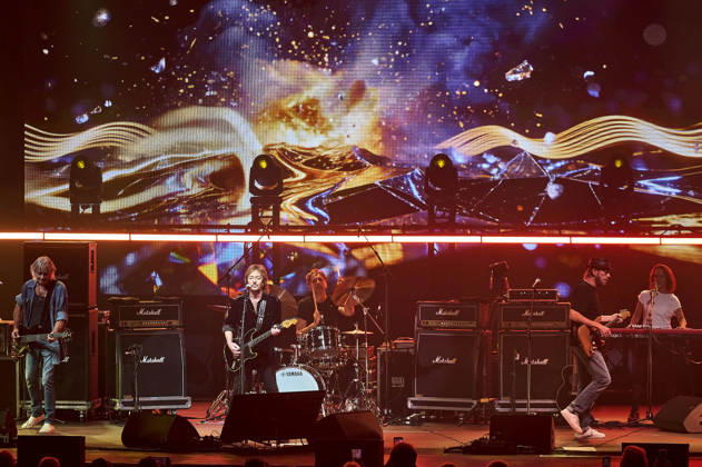 Chris Norman Band live at a concert on the Lifelines Tour at the Swiss Life Hall in Hanover, October 26, 2026 Foto:xU.xStammx xFuturexImagex norman_6003