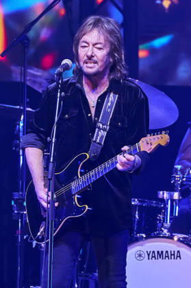 Chris Norman Band live at a concert on the Lifelines Tour at the Swiss Life Hall in Hanover, October 26, 2026 Foto:xU.xStammx xFuturexImagex norman_6007