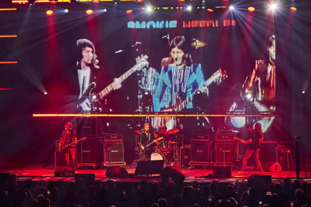 Chris Norman Band live at a concert on the Lifelines Tour at the Swiss Life Hall in Hanover, October 26, 2026 Foto:xU.xStammx xFuturexImagex norman_6039