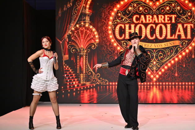 Salon du Chocolat - Paris A model wears a chocolate creation by artisan chocolatier Thierry Court, designed in collaboration with Anna Gerones, brand experience manager at Le Carré de 5, during the Chocolate Musical Show at the 31st Salon du Chocolat et de la Pâtisserie – Chocolate Fair at Parc des Expositions Porte de Versailles on October 27, 2026, in Paris, France. Photo by Jana Call me J ABACAPRESS.COM Paris Ile de France France  Copyright: xJanaxCallxmexJ ABACAx
