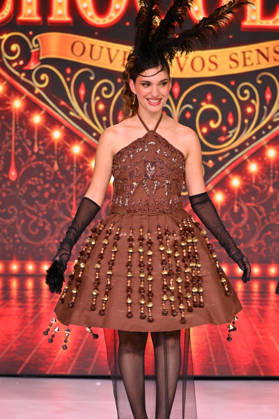 Salon du Chocolat - Paris A model wears a chocolate creation by Christophe Bertrand and Nicolas Morin of La Reine Astrid, designed in collaboration with designer Oriana Sara of Lacienta, during the Chocolate Musical Show at the 31st Salon du Chocolat et de la Pâtisserie – Chocolate Fair at Parc des Expositions Porte de Versailles on October 27, 2026, in Paris, France. Photo by Jana Call me J ABACAPRESS.COM Paris Ile de France France  Copyright: xJanaxCallxmexJ ABACAx