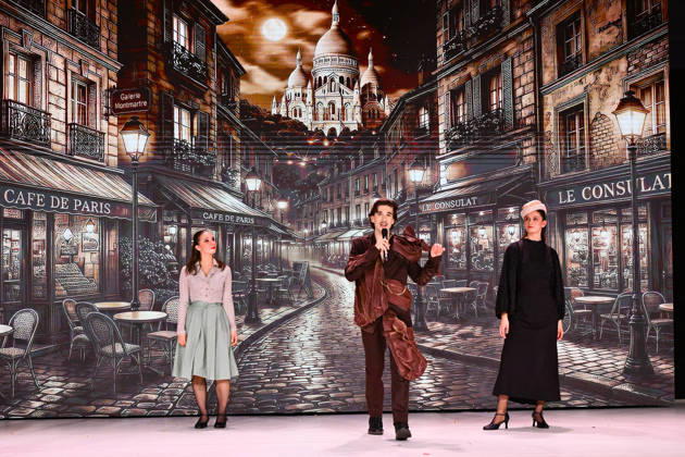 Salon du Chocolat - Paris A model wears a chocolate creation by pastry chef Christian Campos of Farine & Cacao, designed in collaboration with Carmen Popescu, founder and designer of Nemrac, during the Chocolate Musical Show at the 31st Salon du Chocolat et de la Pâtisserie – Chocolate Fair at Parc des Expositions Porte de Versailles on October 27, 2026, in Paris, France. Photo by Jana Call me J ABACAPRESS.COM Paris Ile de France France  Copyright: xJanaxCallxmexJ ABACAx
