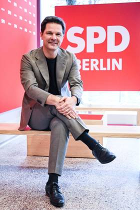 SPD Lead Candidate Steffen Krach ** FOR EDITORIAL PURPOSES ONLY ** EDITORIAL USE ONLY ** p SPD Lead Candidate Steffen Krach r, photographed on October 28, 2026, in Berlin Berlin Berlin Berlin Copyright MaurizioxGambarini Copyright: MaurizioxGambarini doc88858uehxoovks8n1xnp ,EDITORIAL USE ONLY Copyright: MaurizioxGambarini