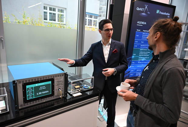 Quantum Communication Network Activated in Berlin BERLIN, GERMANY – OCTOBER 28: A demonstration setup is seen during the launch of a cross-state quantum communication network connecting Bavaria, Thuringia and Berlin at the Fraunhofer Heinrich Hertz Institute (HHI) in Berlin, Germany, on October 28, 2026. The live demonstration marks the culmination of the seven-year QuNET research initiative, which develops highly secure communication systems based on quantum technologies. Volodymyr Sindieiev Anadolu Berlin Germany. Editorial use only. Please get in touch for any other usage.  Copyright: x2026xAnadoluxVolodymyrxSindieievx
