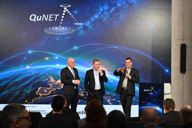 Quantum Communication Network Activated in Berlin BERLIN, GERMANY – OCTOBER 28: Berlin’s Governing Mayor Kai Wegner, FSO Team Leader Nino Walentar, and Head of the Institute Thomas Wiegand, participate in the activation of a cross-state quantum communication network connecting Bavaria, Thuringia and Berlin at the Fraunhofer Heinrich Hertz Institute (HHI) in Berlin, Germany, on October 28, 2026. The live demonstration marks the culmination of the seven-year QuNET research initiative, which develops highly secure communication systems based on quantum technologies. Volodymyr Sindieiev Anadolu Berlin Germany. Editorial use only. Please get in touch for any other usage.  Copyright: x2026xAnadoluxVolodymyrxSindieievx