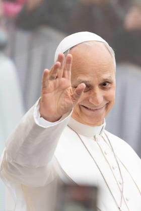 Pope Leo XIV Holds Wednesday General Audience at St. Peter s Square Pope Leo XIV VATICAN CITY - October 28, 2026 Pope Leo XIV addresses the faithful gathered in St. Peter s Square during the weekly Wednesday General Audience at the Vatican. Thousands of pilgrims from around the world attended the event to receive the Pontiff’s blessing and catechesis. Photo by Andrea Bracaglia ABACAPRESS.COM Vatican City Vatican City  Copyright: xBracagliaxAndrea ABACAx