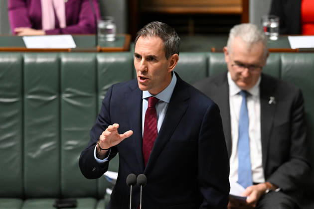QUESTION TIME, Australian Treasurer Jim Chalmers speaks during Question Time in the House of Representatives at Parliament House in Canberra, Thursday, October 29, 2026. ( NO ARCHIVING CANBERRA AUSTRALIAN CAPITAL TERRITORY Australia  Copyright: xLUKASxCOCHx 20261029127568546075