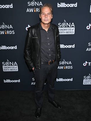 October 29, 2026, Los Angeles, California, USA: American contemporary artist, activist and founder of OBEY Clothing SHEPARD FAIREY, 56, attends 2026 (Songwriters of North America) SONA Awards. Los Angeles USA  - ZUMAb173 20261029_aap_b173_030 Copyright: xBillyxBennightx