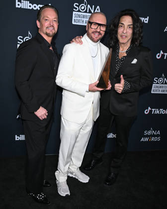 October 29, 2026, Los Angeles, California, USA: ANDREAS CARLSSON, DESMOND CHILD and PAUL STANLEY attend 2026 (Songwriters of North America) SONA Awards. Los Angeles USA  - ZUMAb173 20261029_aap_b173_057 Copyright: xBillyxBennightx