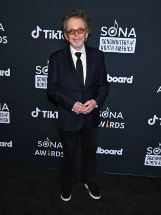October 29, 2026, Los Angeles, California, USA: American songwriter and actor and President of ASCAP PAUL WILLIAMS, 86, attends 2026 (Songwriters of North America) SONA Awards. Los Angeles USA  - ZUMAb173 20261029_aap_b173_063 Copyright: xBillyxBennightx