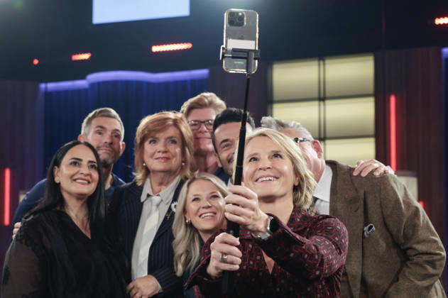 Gamze Kubasik, Micky Beisenherz, Christine Westermann, Mr. Schröder, Miriam Neureuther, Giovanni Zarrella, Susan Link, and Götz Alsmann during the taping of the WDR talk show *Kölner Treff* at WDR Studio BS 3 in Cologne, October 29, 2026 Foto:xR.xSchmiegeltx xFuturexImagex koelner_treff2910_6006